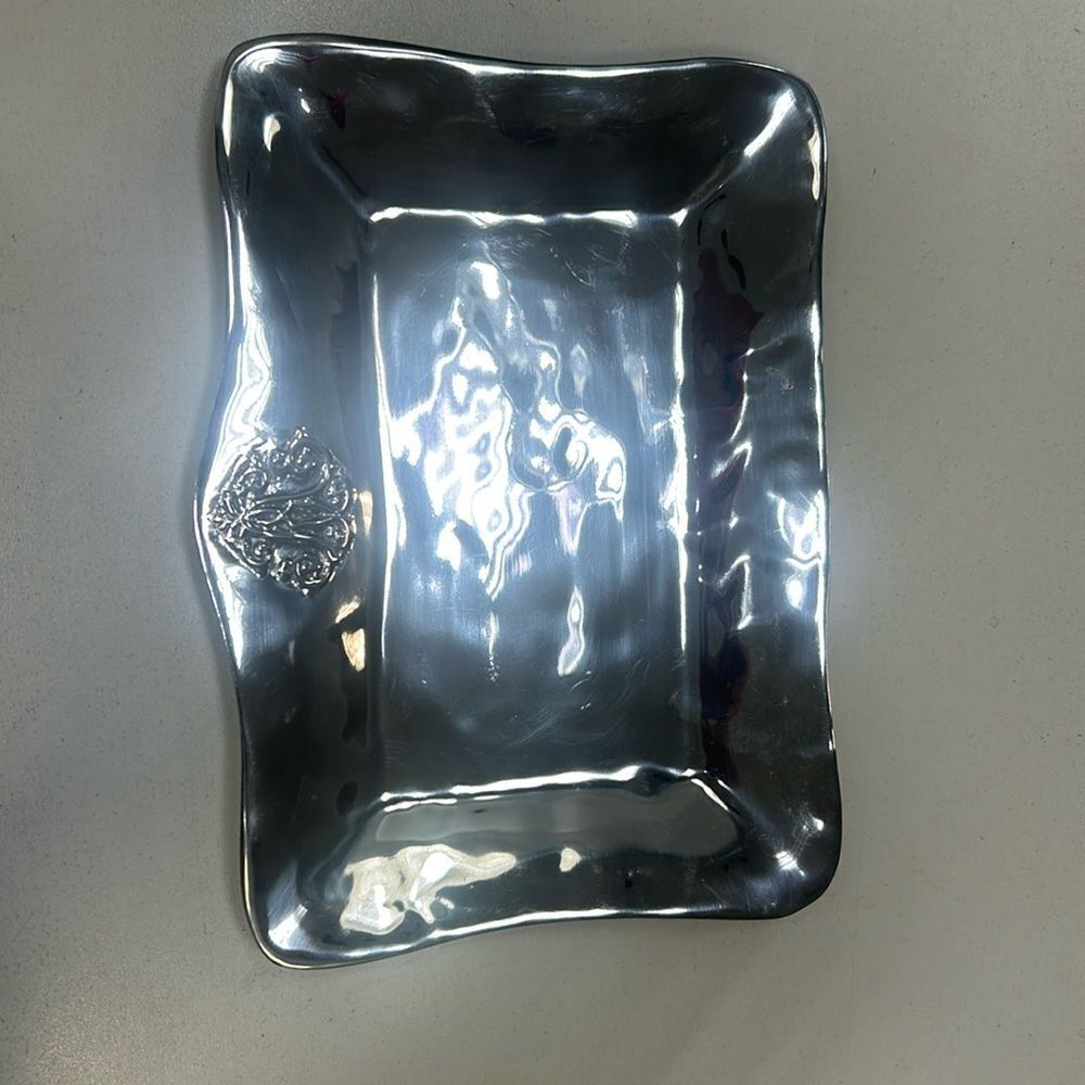 Beatriz Ball serving plate. KK90